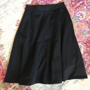 Banana Republic midi skirt 🖤 Midi a-line style